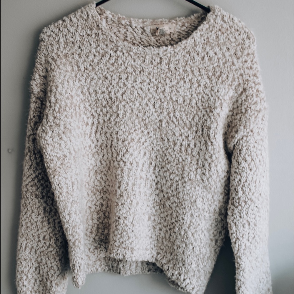 BEACH SWEATER